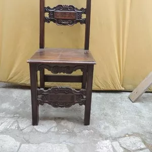 Продаются старинные стулья начала 19 века.