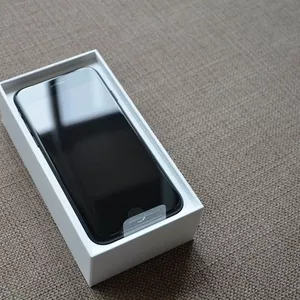 iPhone 7 Black на гарантии