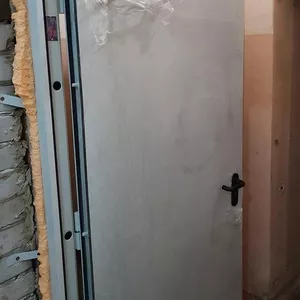 Металлические двери от производителя в Новосибирске