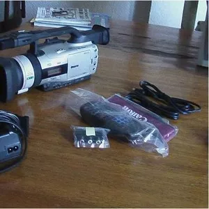 Видеокамера Canon XM2